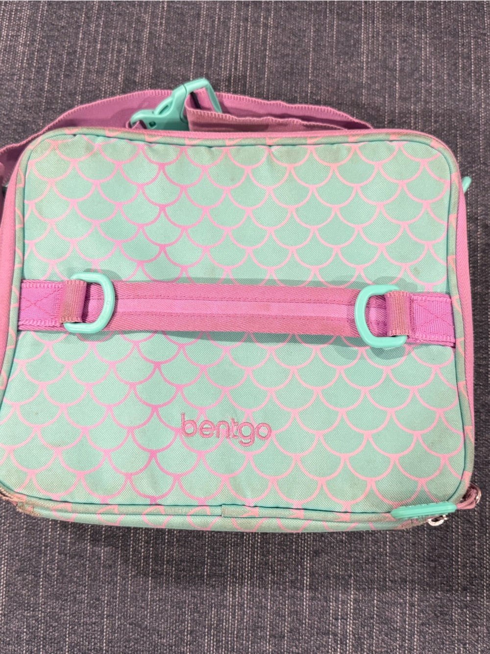 Bentgo Mint & Pink Kids Lunch Bag with Mermaid Scale Print
